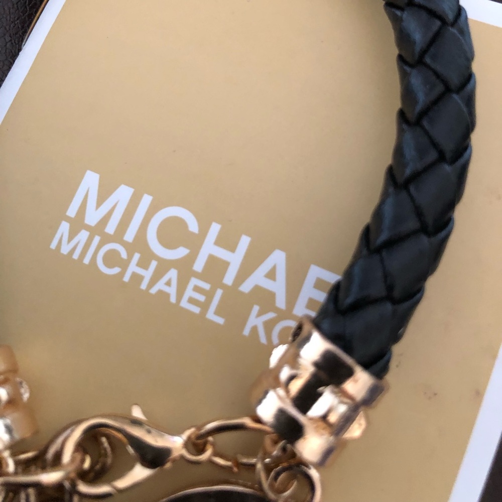 MK Bracelet. J40 - Picture 4 of 4
